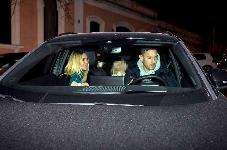 totti ilary in auto